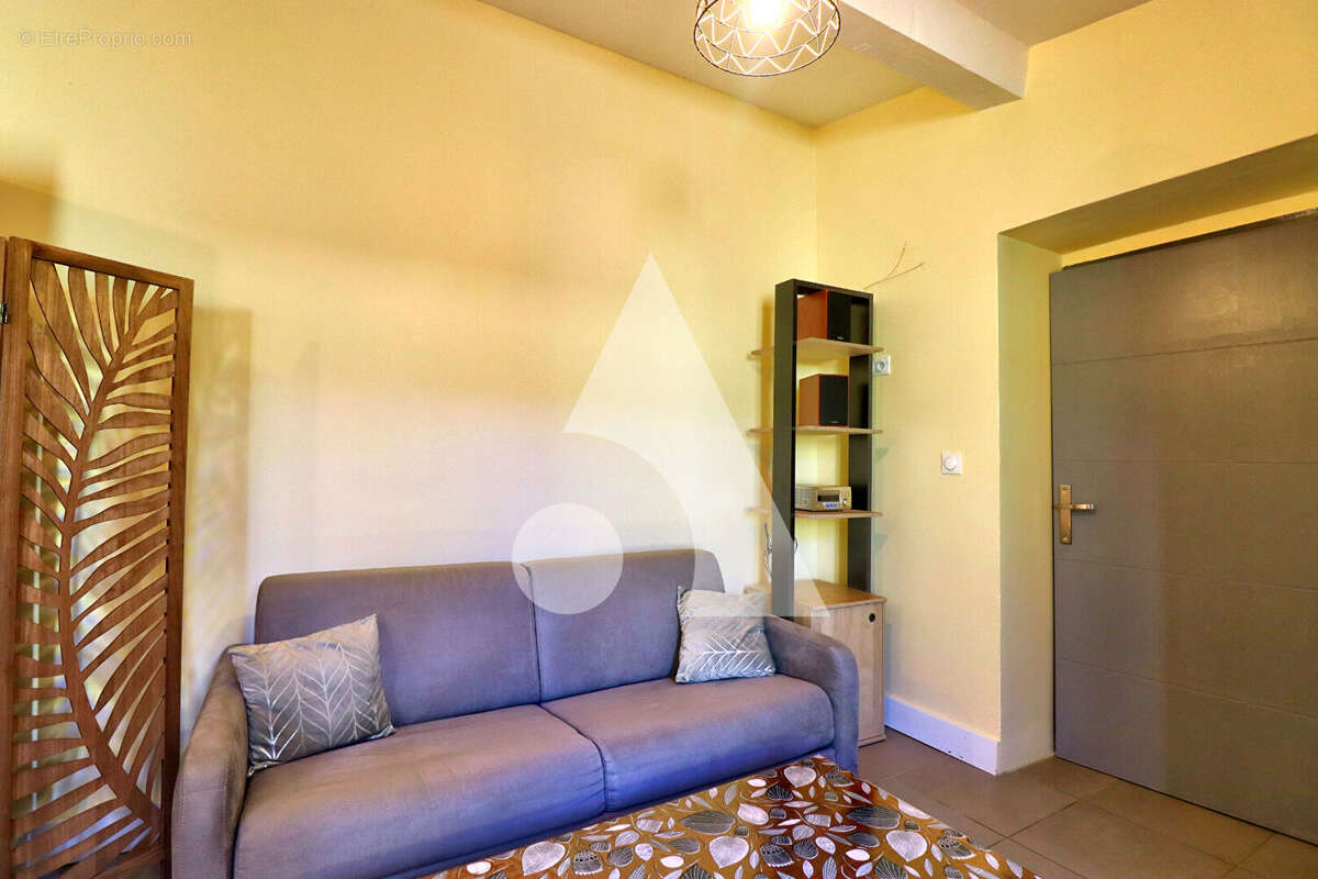 Appartement à SAINT-MAXIMIN-LA-SAINTE-BAUME