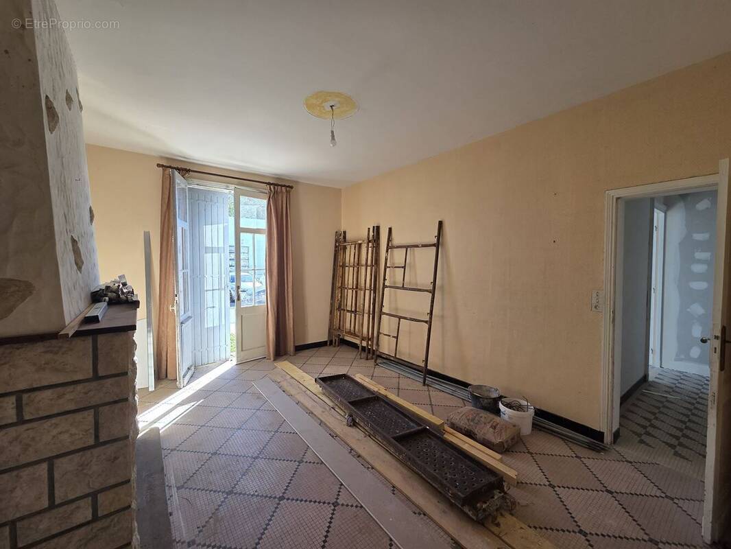 Maison à LES BILLAUX