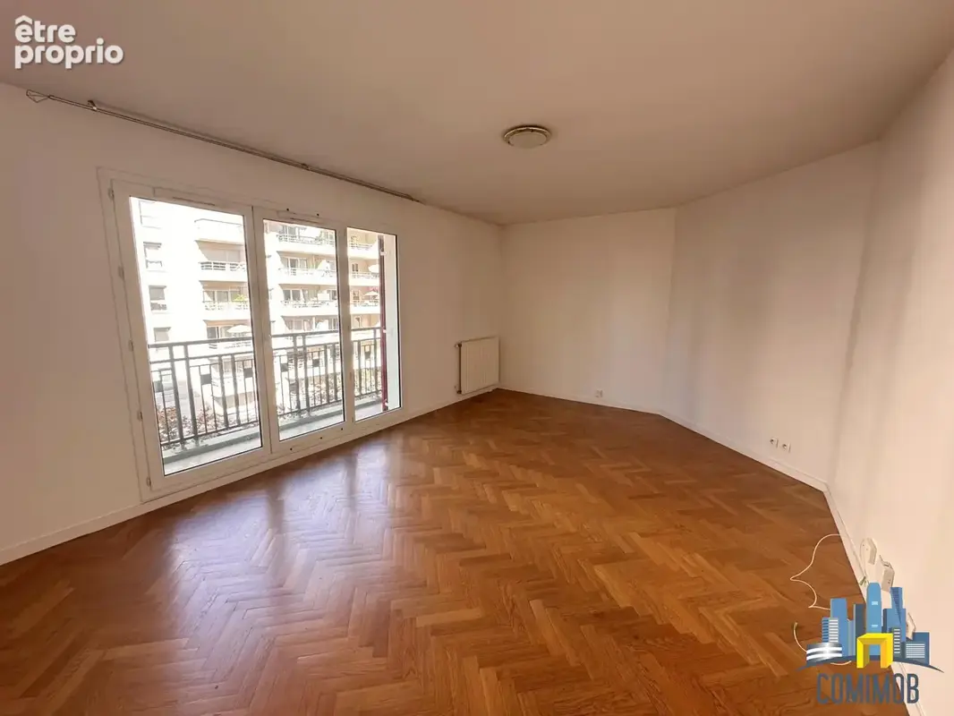 Appartement 3 pièces 62 m² à vendre à Courbevoie (92400) - photo 2