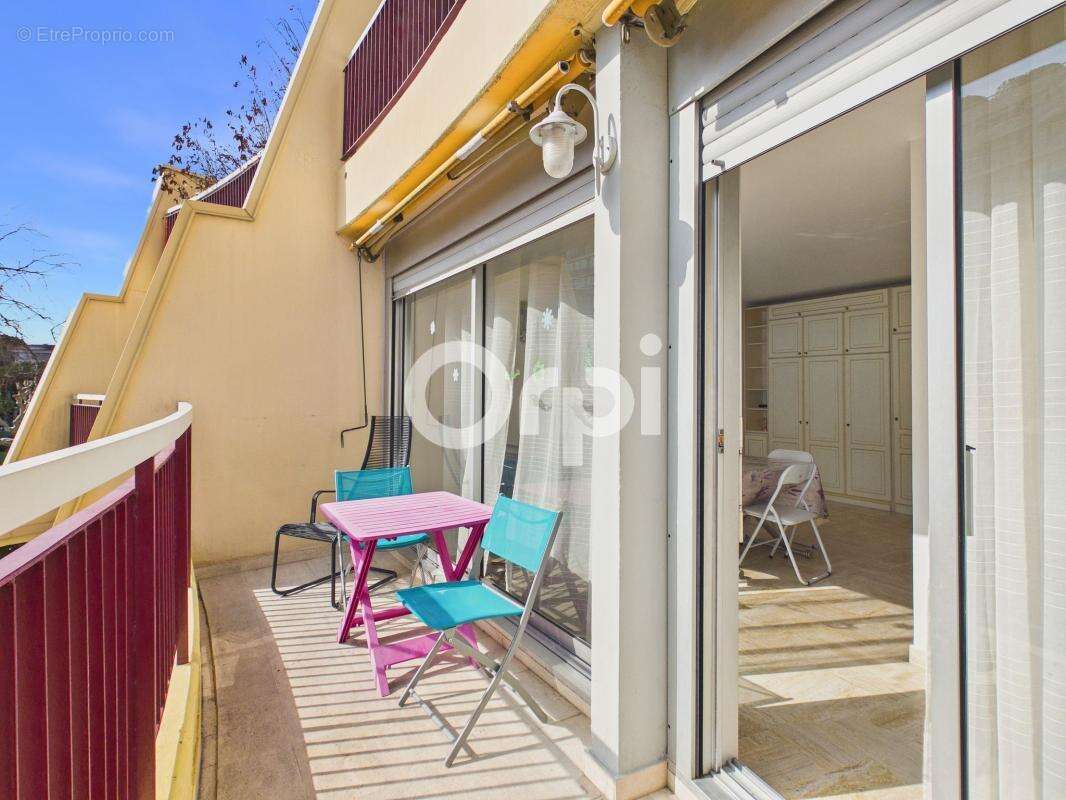 Appartement à MANDELIEU-LA-NAPOULE