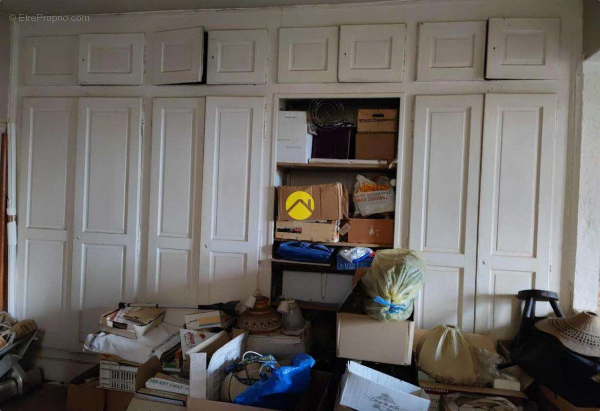 Maison à LA GUERCHE-SUR-L&#039;AUBOIS