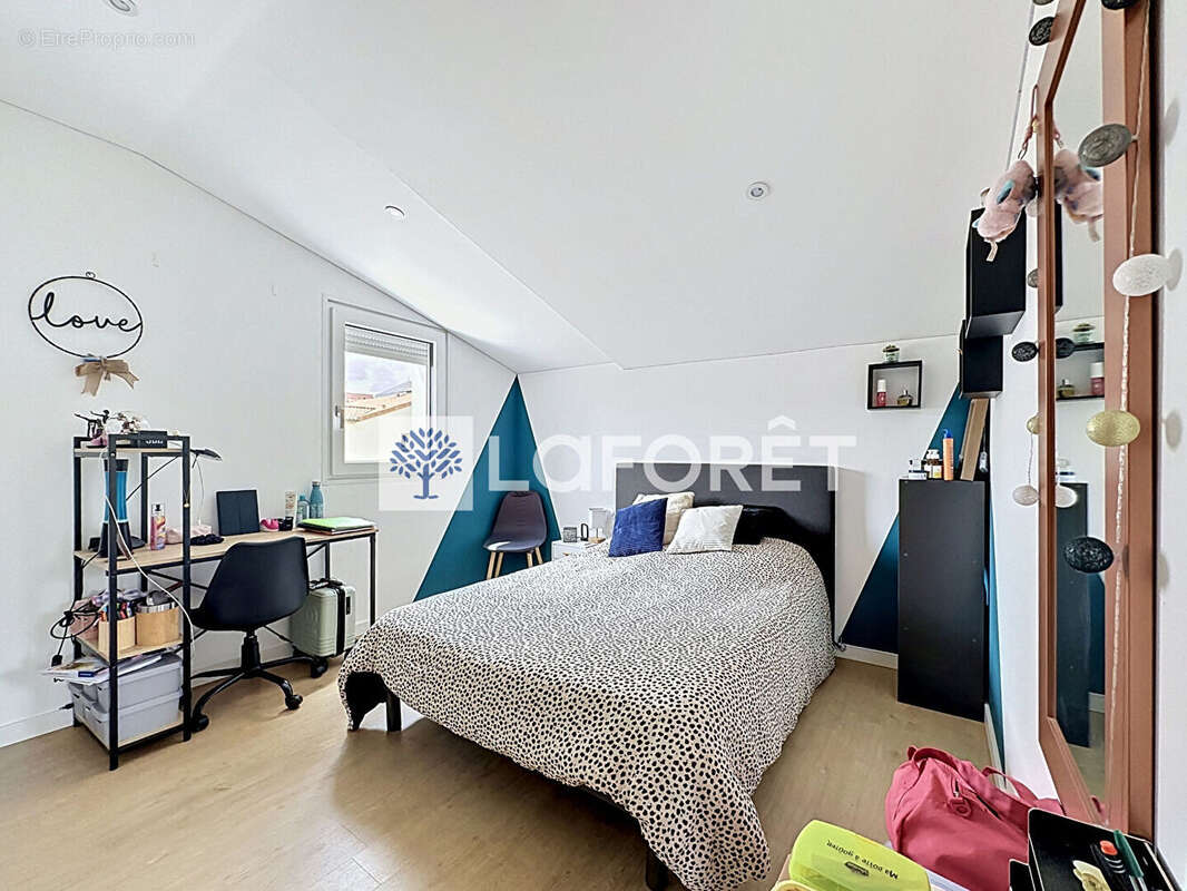 Maison Secondigny - photo 14