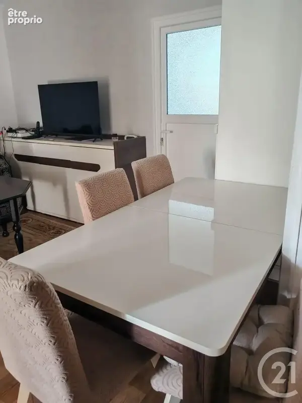 Appartement 5 pièces 97 m² à vendre à Garges-Les-Gonesse (95140) - photo 2