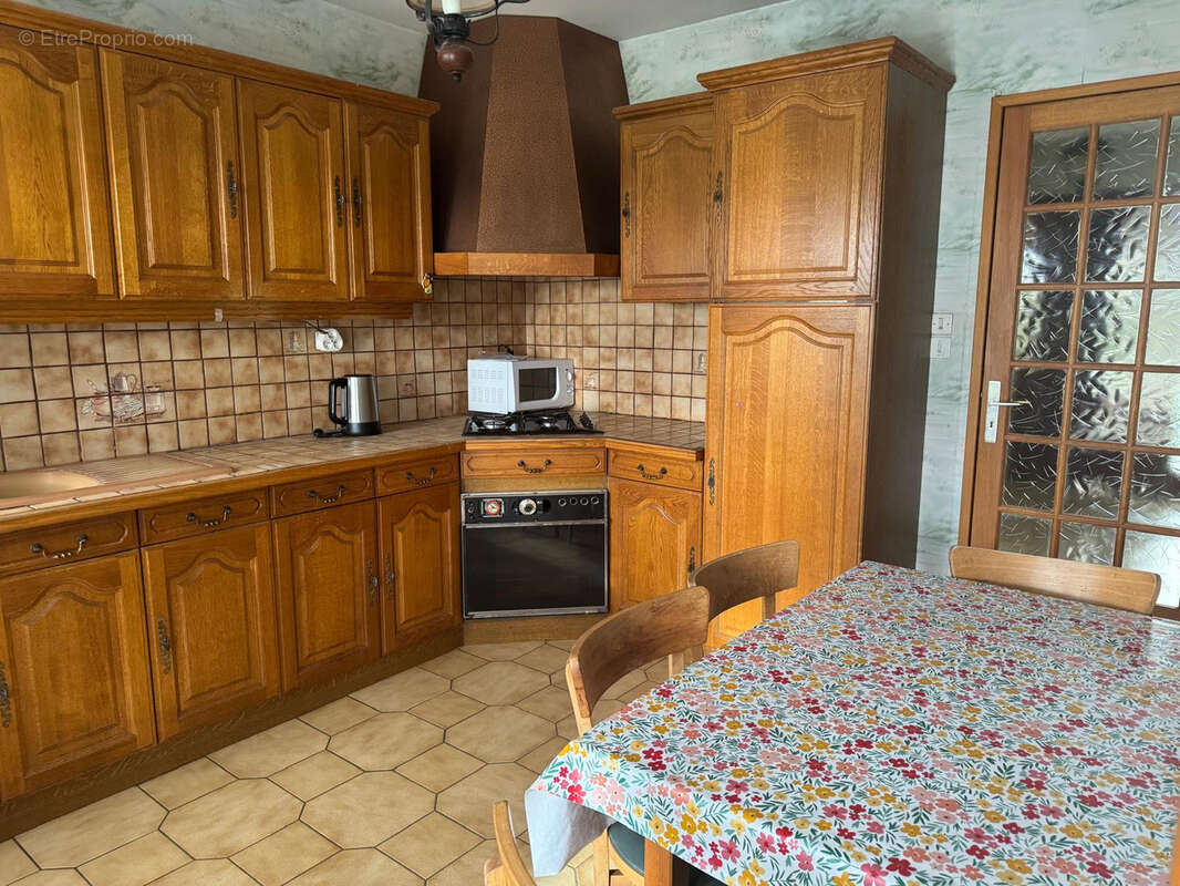 Maison à SAILLY-SUR-LA-LYS