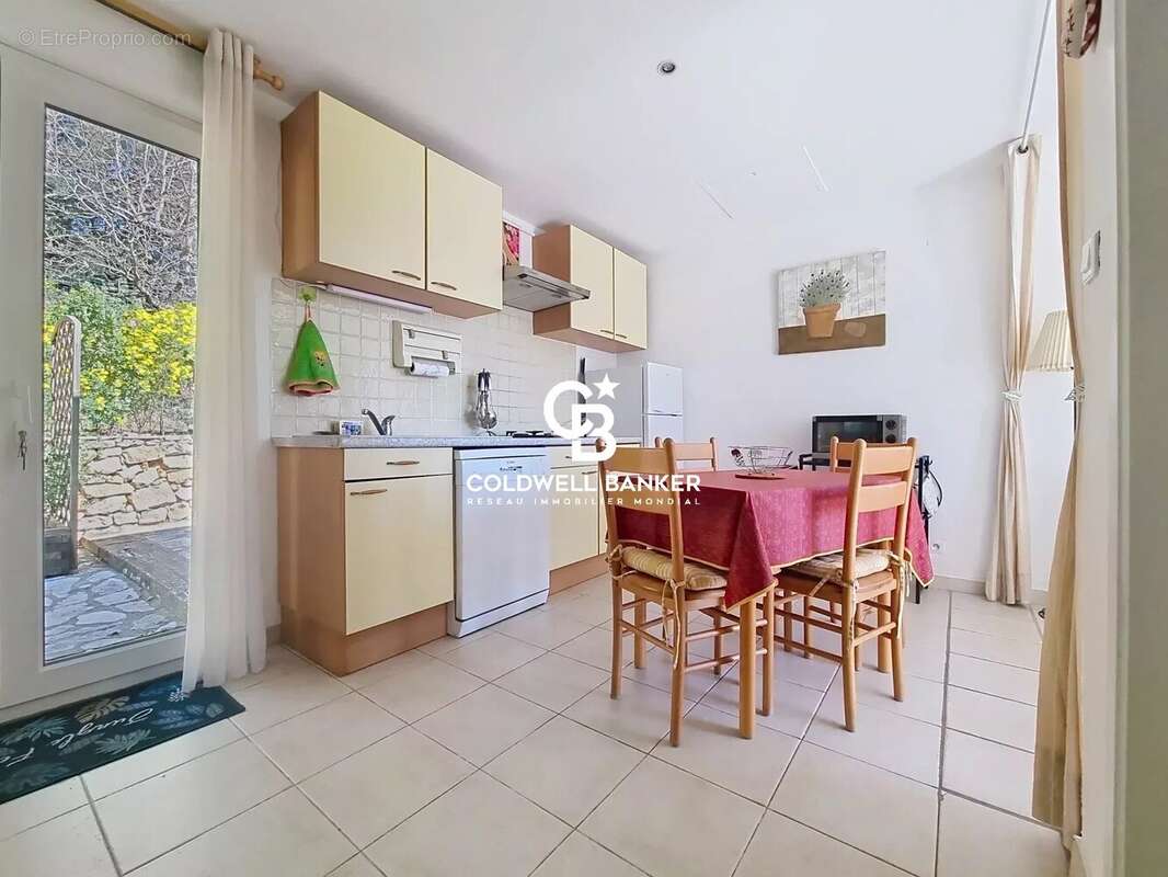 Maison à LORGUES