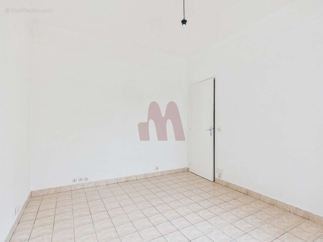 Appartement à LEVALLOIS-PERRET