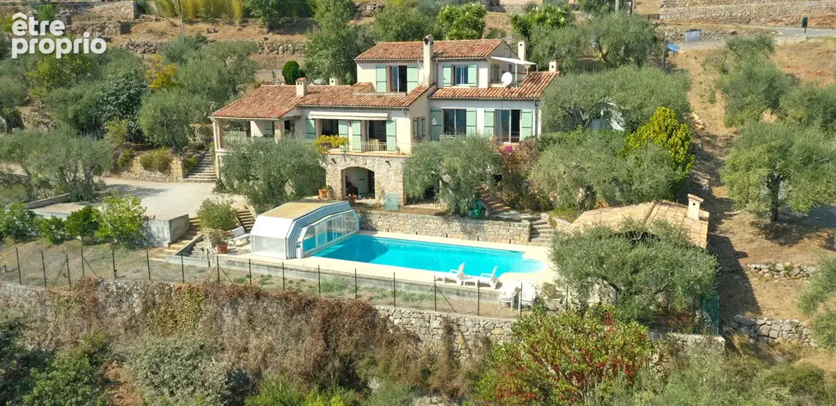 Villa Speracedes 220 m² avec piscine et terrain de 2639 m² vue mer et lac - photo 2