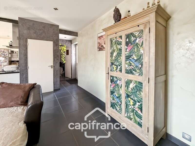 Appartement en plain-pied à vendre 4 pièces GIVORS (69) - photo 2