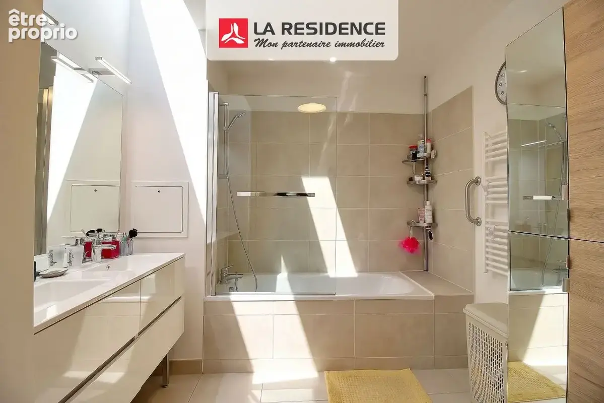 Appartement 5 pièces 113 m² à vendre à Chambourcy (78240) - photo 7