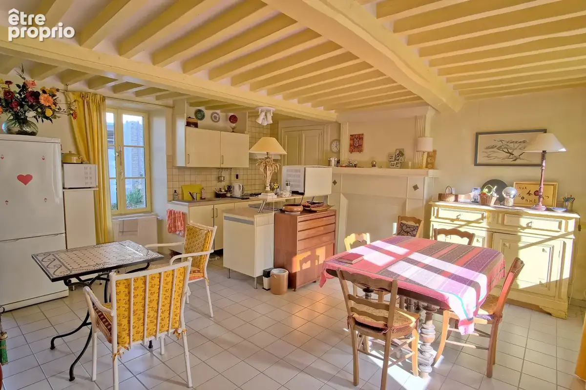 BERNIERES SUR MER - Maison de bourg avec vie de plain pied - photo 2