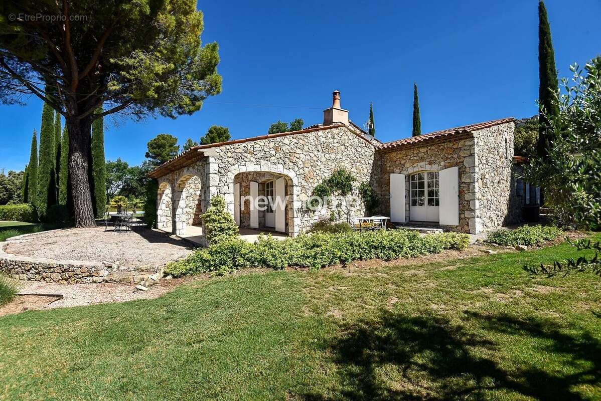Maison à TOURTOUR