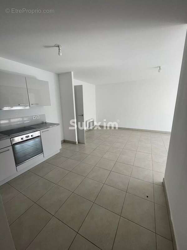 Appartement t3 avec terrasse & double garage - photo 11