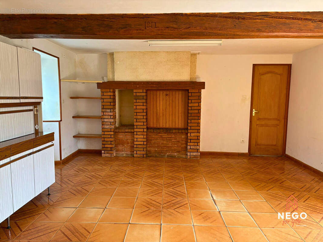 Maison à MORANNES