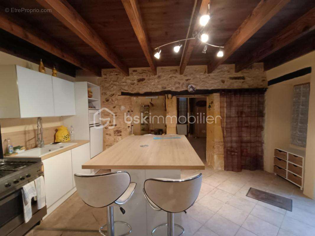 Maison à MONPAZIER
