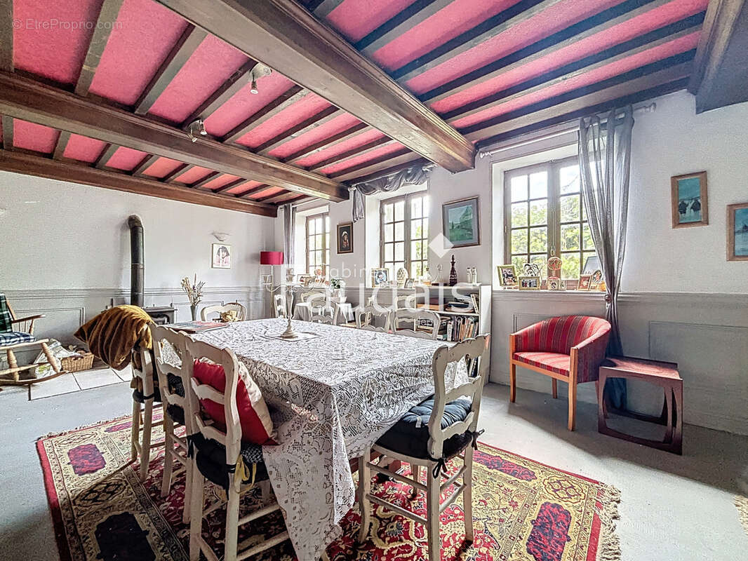 Maison à QUETTREVILLE-SUR-SIENNE