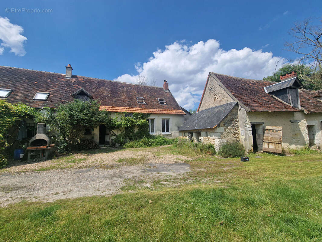Maison 47 m² à Charnizay  - photo 8