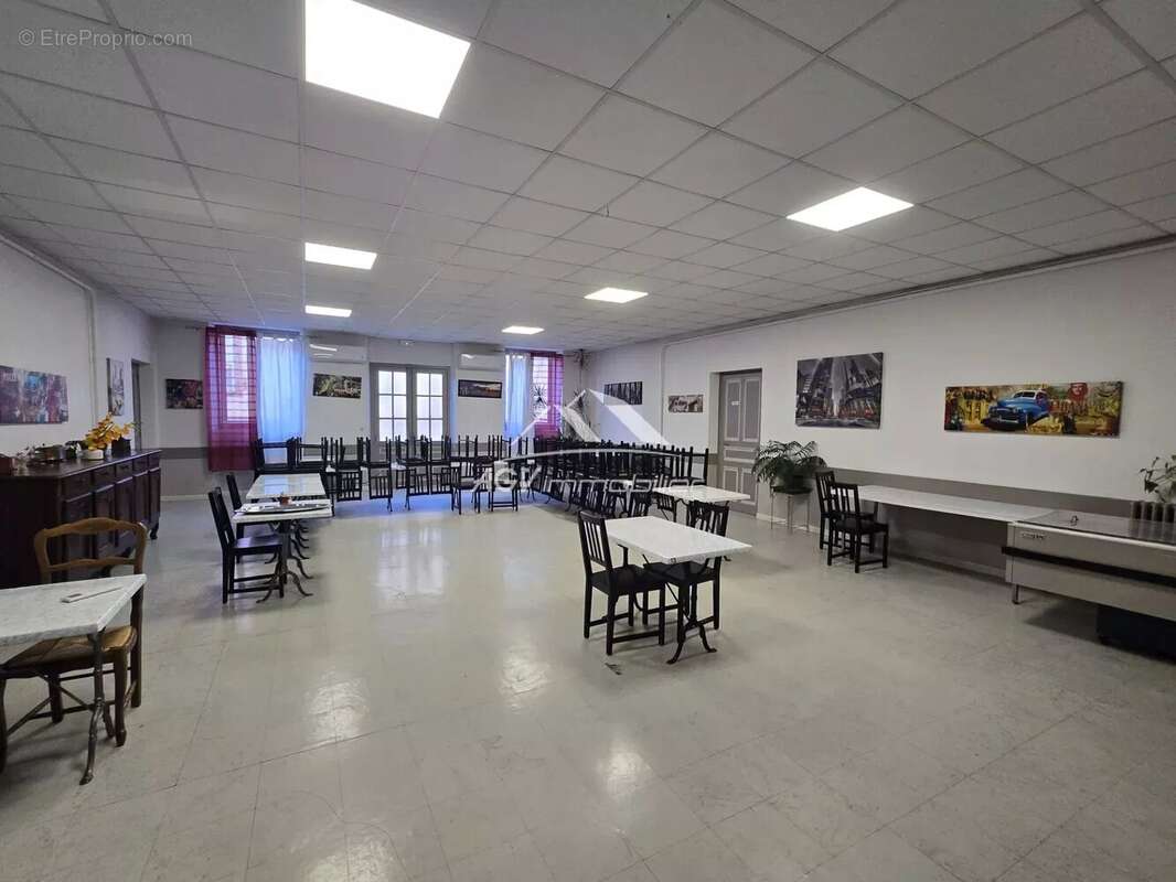 Appartement à SALINDRES