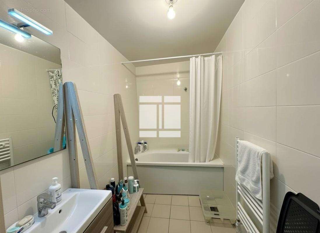 Appartement à SARROLA-CARCOPINO