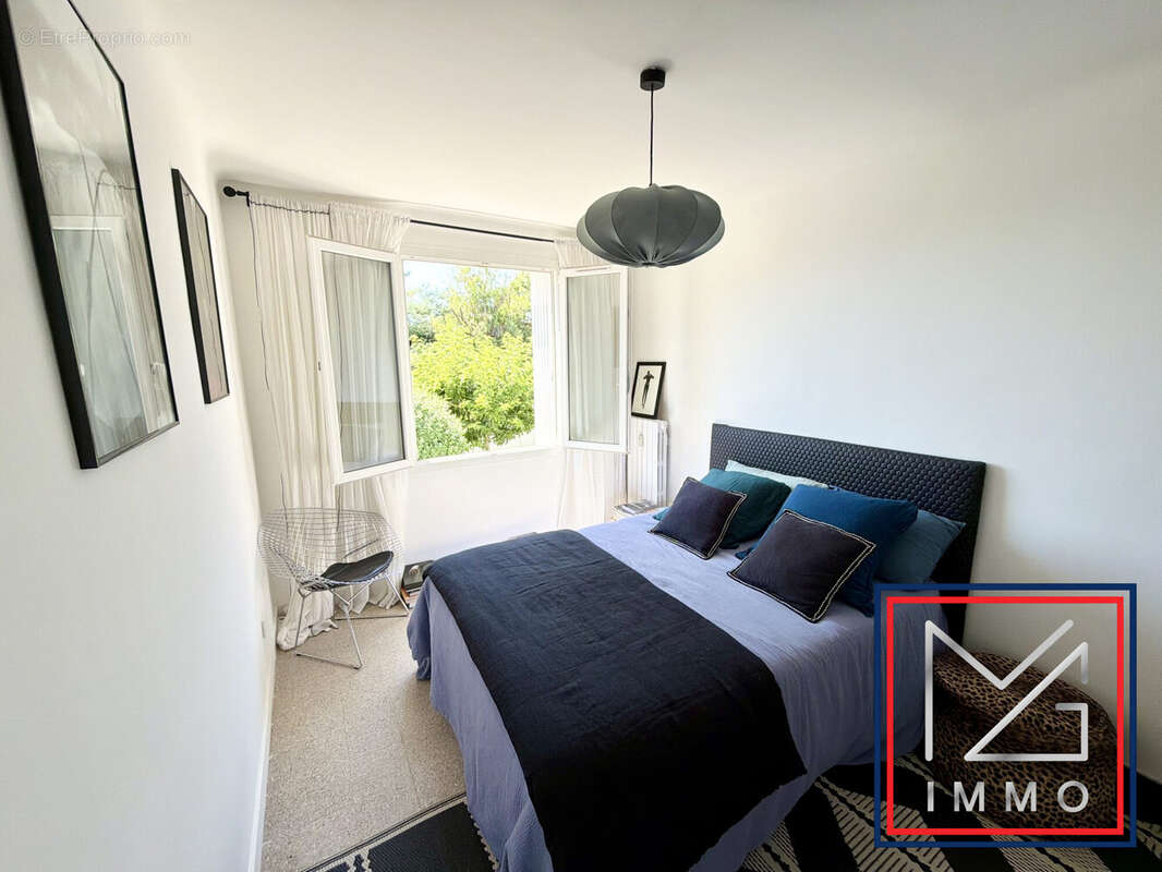 Appartement à SIX-FOURS-LES-PLAGES