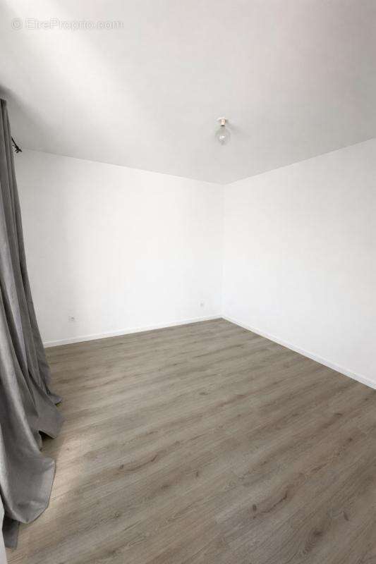 Appartement T3 de 48.5 m² en bon etat avec jardin de 70 m² - photo 6