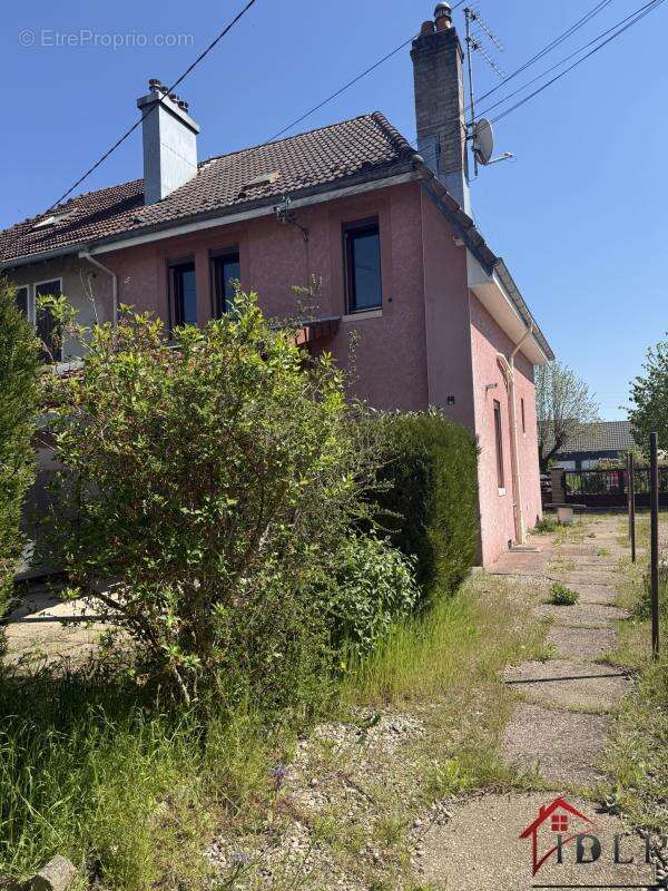 Maison à THAON-LES-VOSGES