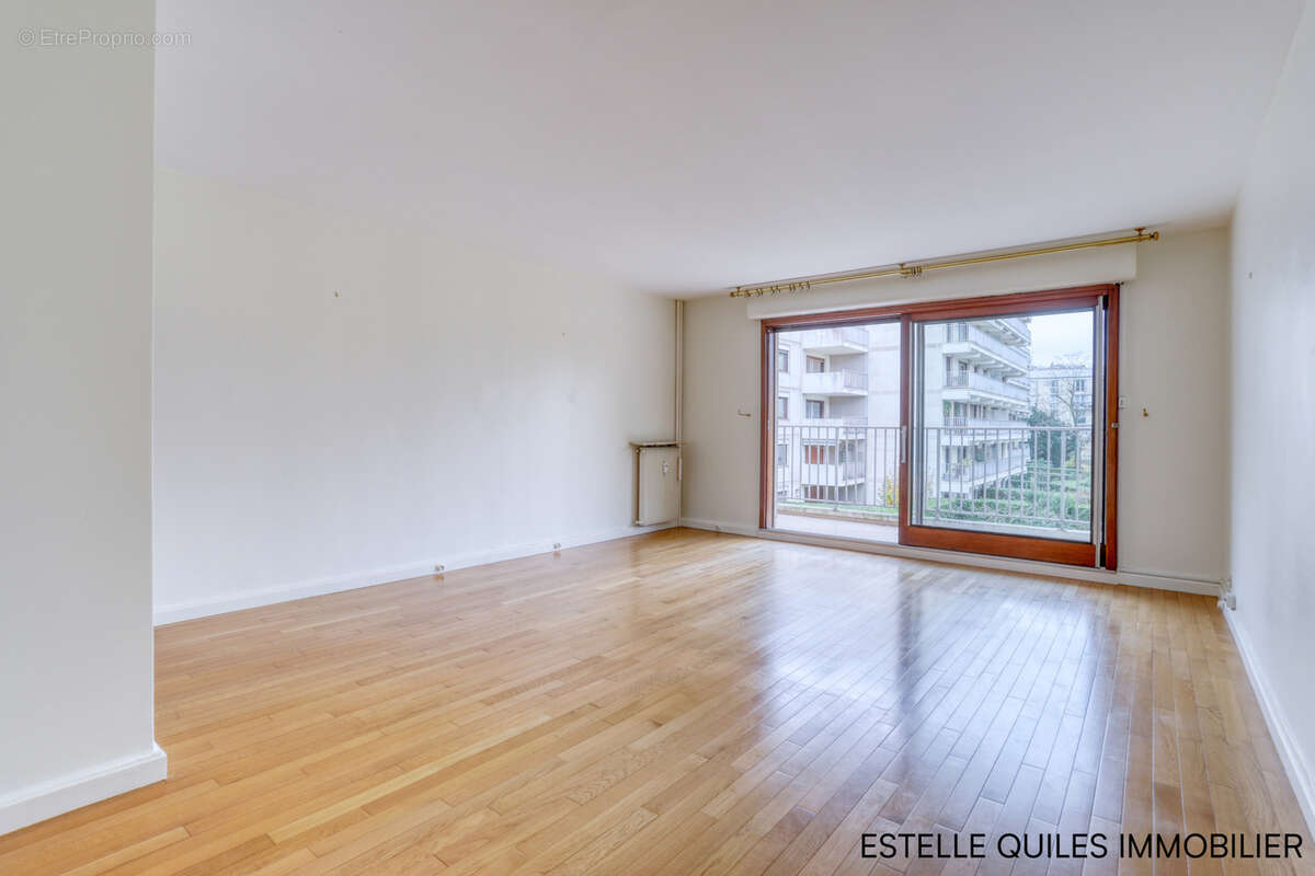 Appartement à VERSAILLES