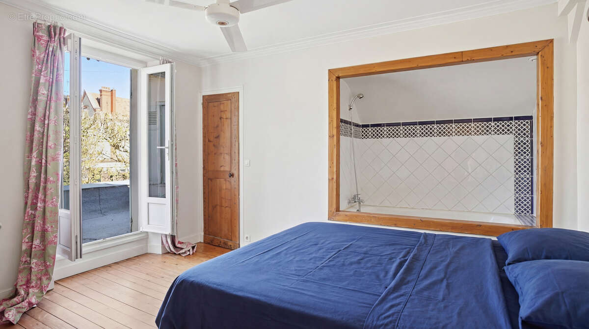 Maison à FONTAINEBLEAU