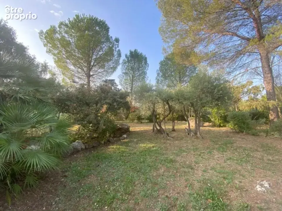 Terrain à CARCES