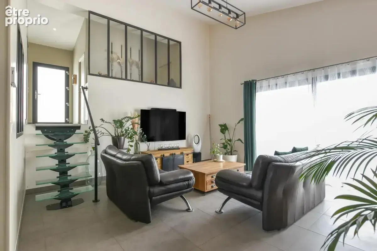 Maison de 6 pièces de 140 m² à Ville-en-Tardenois - photo 2