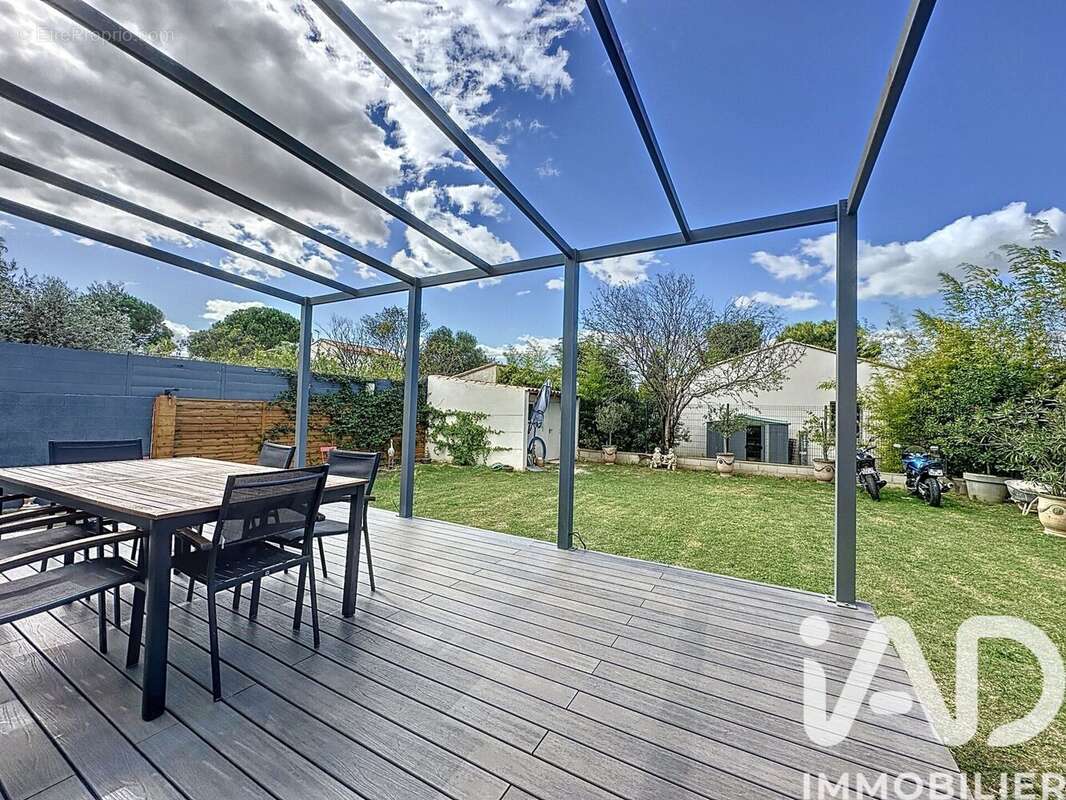 Photo 2 - Maison à REDESSAN