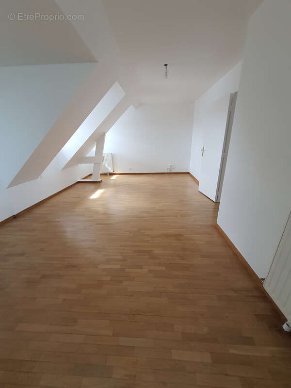 Appartement 58 m² à Melun  - photo 2