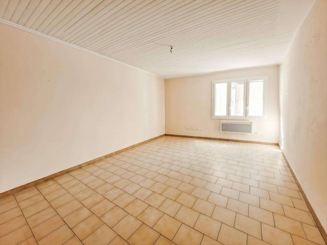 Maison à PONT-SAINT-ESPRIT