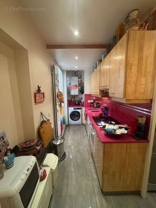Appartement à PARIS-17E