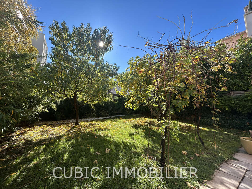 Maison à VILLEFRANCHE-SUR-SAONE