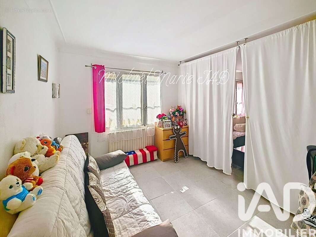Appartement 85 m² à Beziers  - photo 4