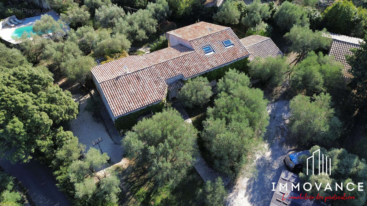 Maison à SAINT-MATHIEU-DE-TREVIERS