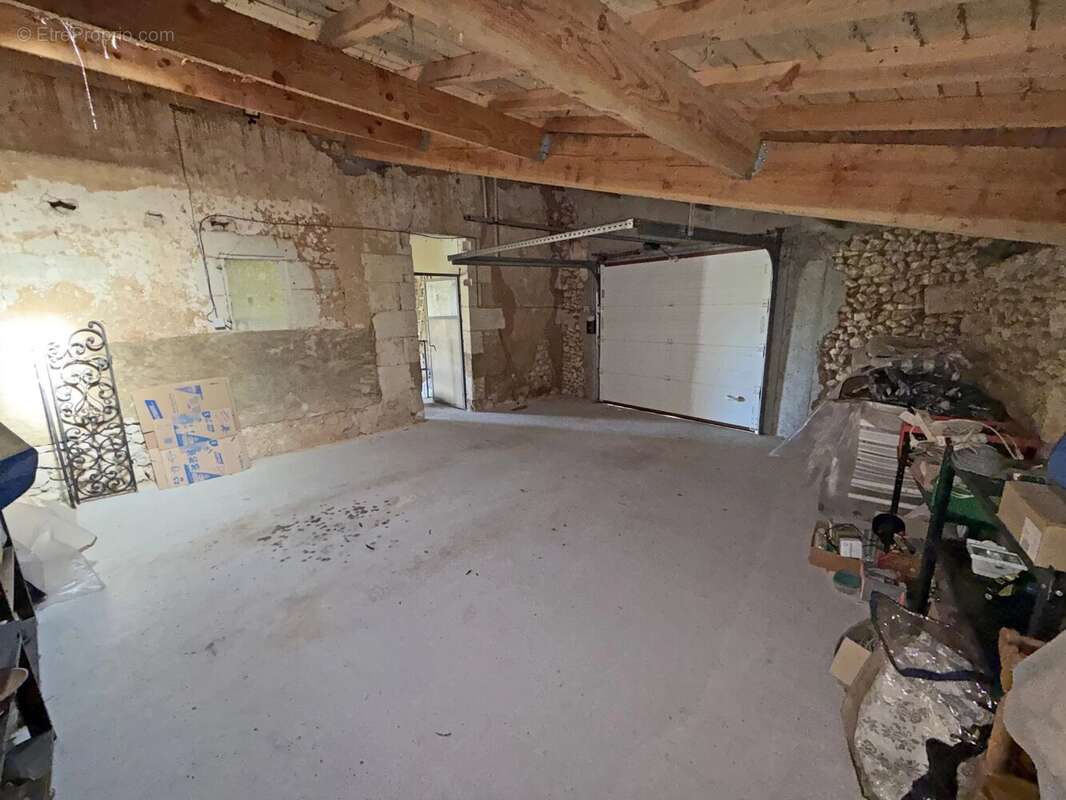 Maison à SAINT-PRIVAT-DES-PRES