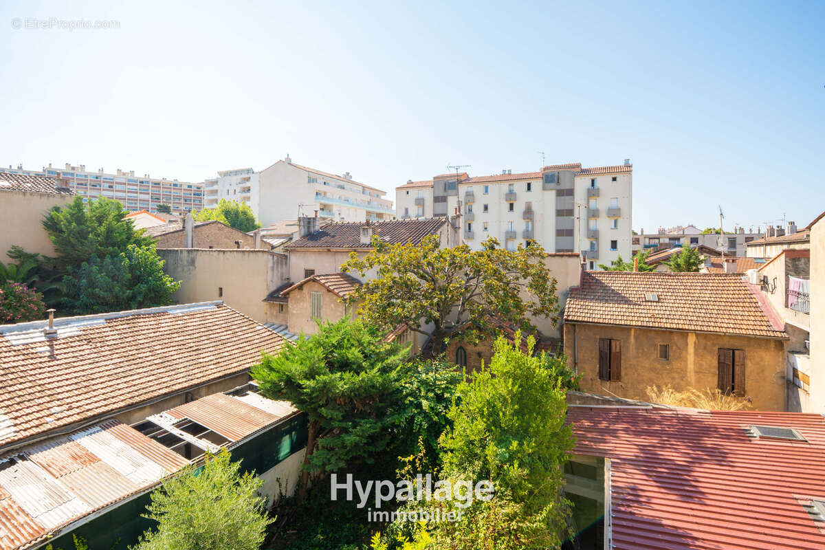 À VENDRE appartement T2  47.12 m2 avec bureau, au calme absolu 13004 MARSEILLE - photo 9
