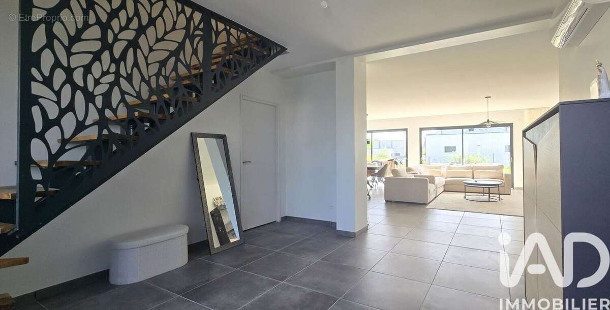Photo 2 - Maison à SAINT-AY
