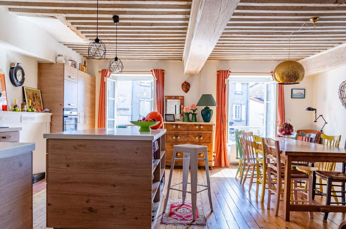 Photo 2 - Maison à CHAZAY-D&#039;AZERGUES