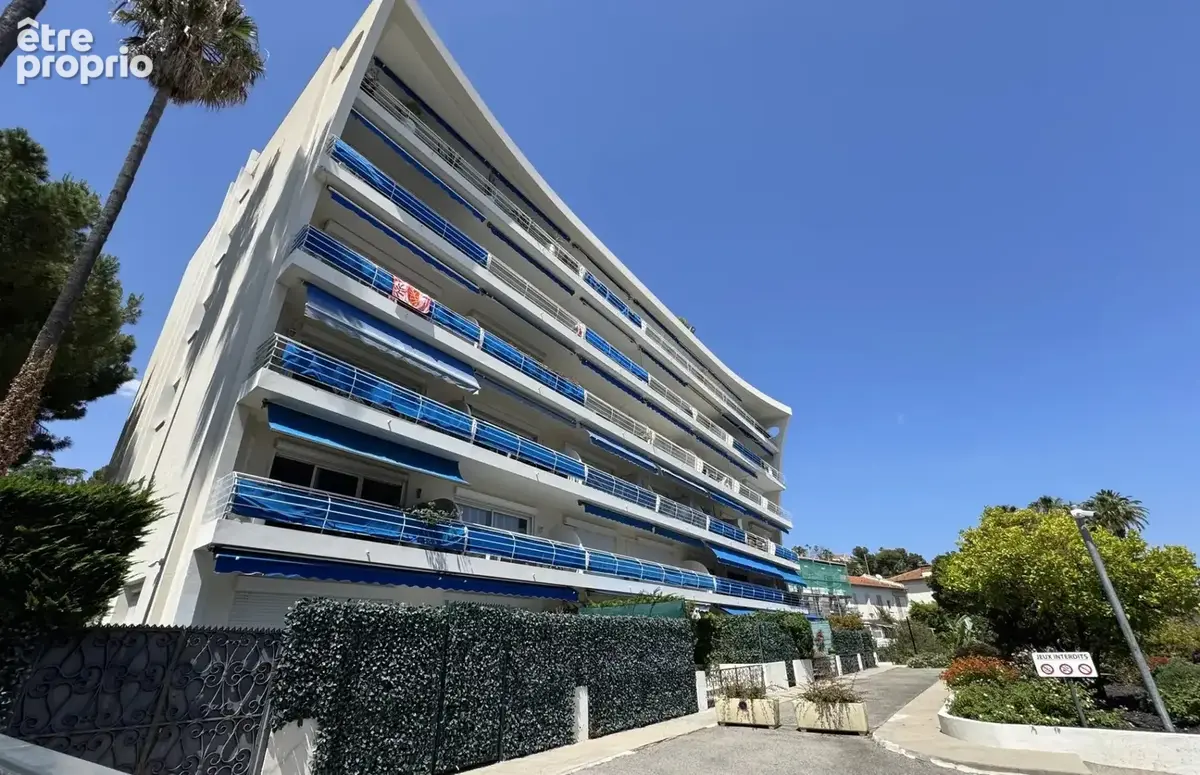 Cannes Vente studio dernier étage - photo 2