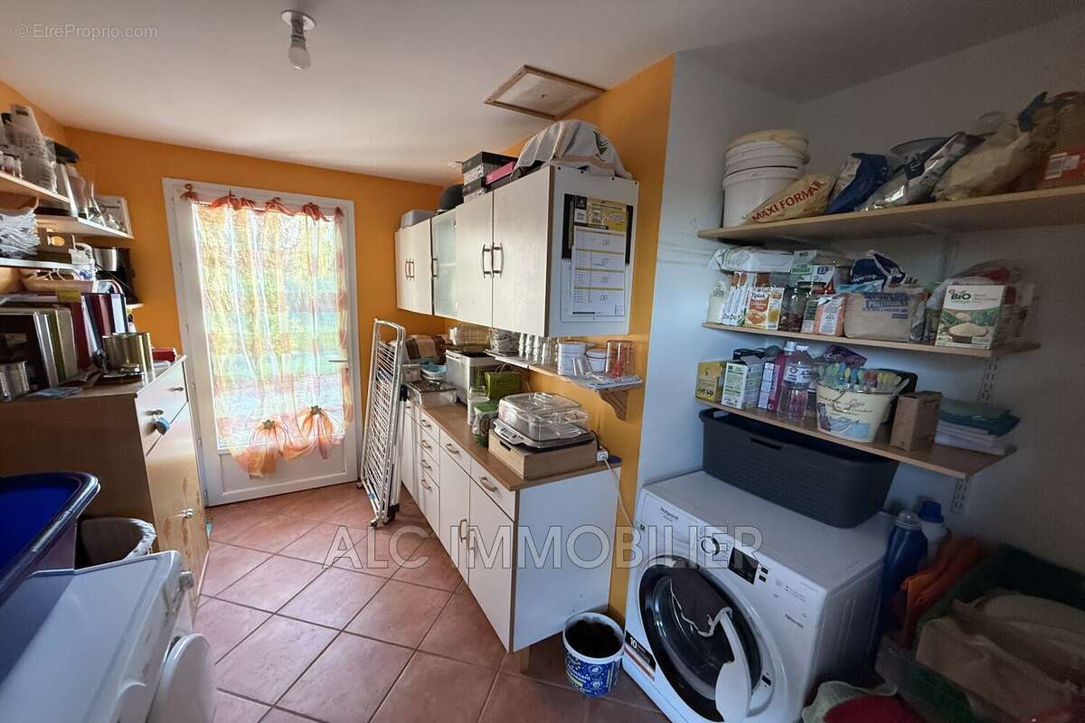 Maison à FONTENAI-LES-LOUVETS