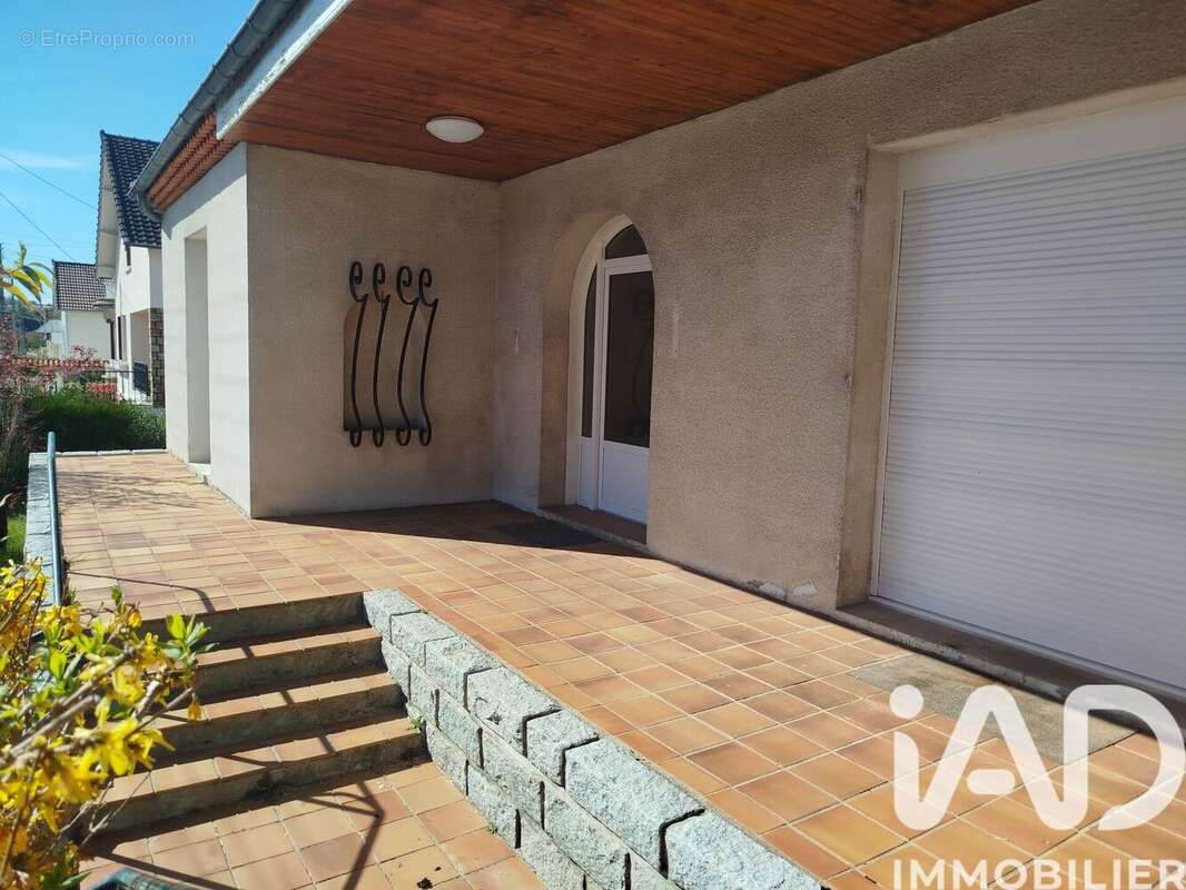 Photo 3 - Maison à MONTLUCON