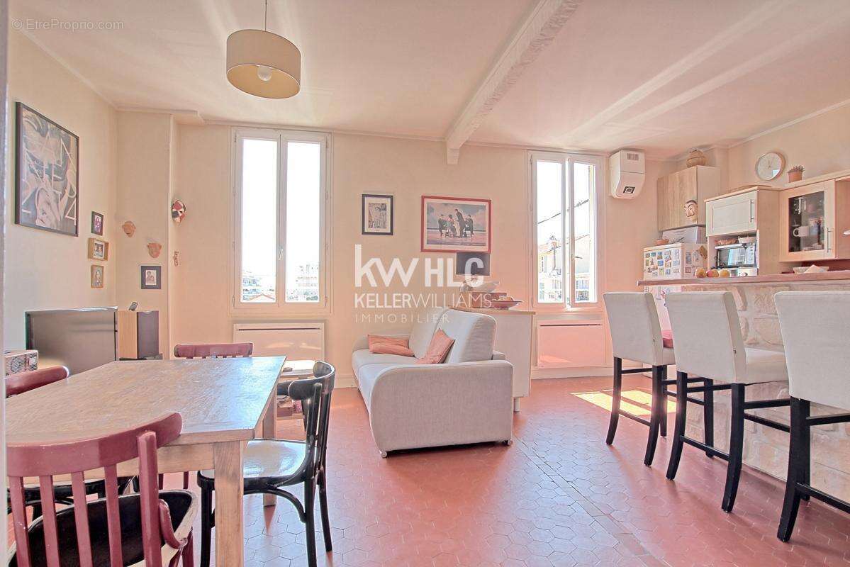 Appartement à LE CANNET