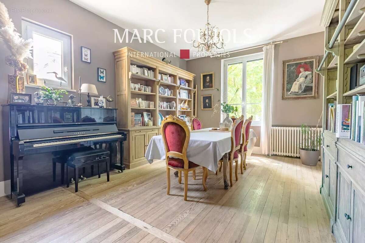 Maison à PIERREFONDS