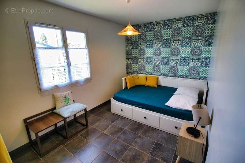 Maison à AMBARES-ET-LAGRAVE