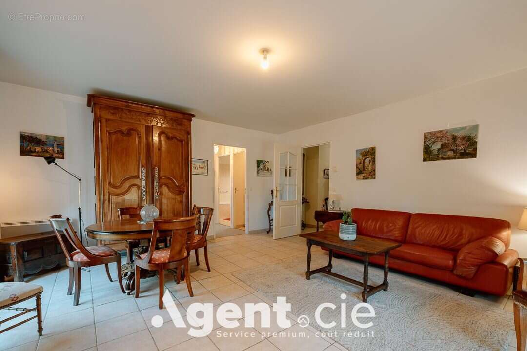 Appartement 79 m² à Mathieu  - photo 8
