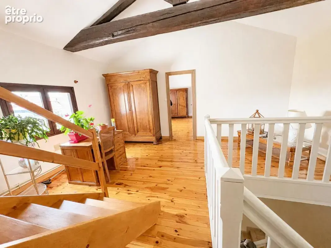 Maison 13 pièces 258 m² à vendre à Corcelles-En-Beaujolais (69220) - photo 6