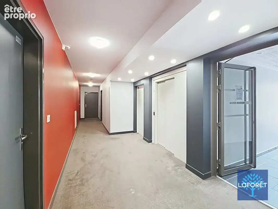 Appartement 3 pièces centre-ville La Roche Sur Yon - photo 9