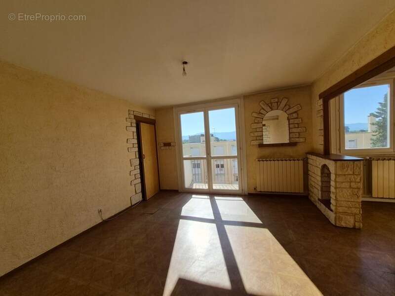 Appartement à ROMANS-SUR-ISERE